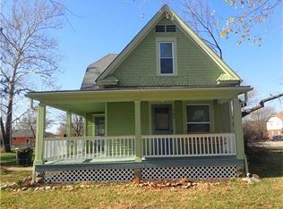 1104 S Willow St, Ottawa, KS 66067