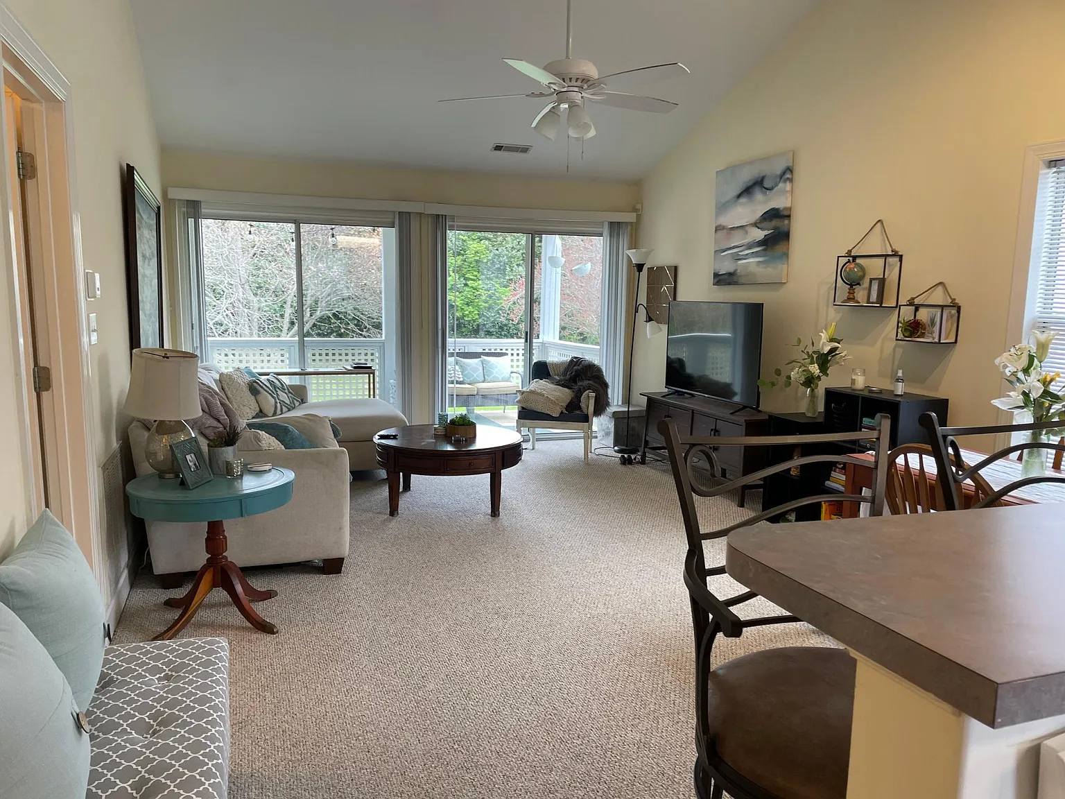 2 bed, $1,250 — Photo 4