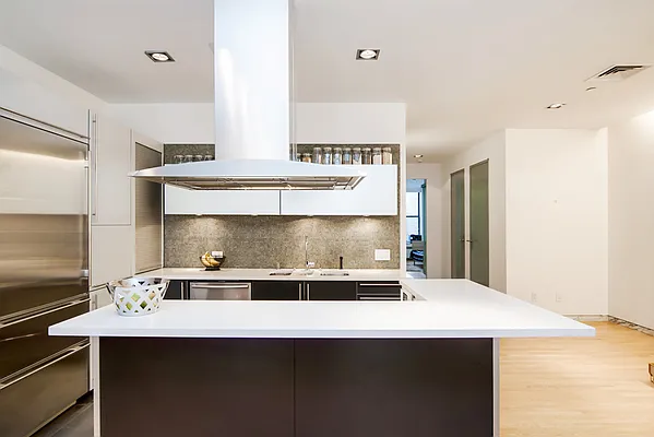 Rented by SPORN GROUP LLC | media 20