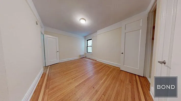 Rented by Bond New York | media 6