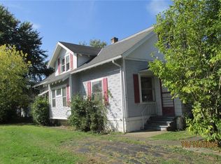 541 Shunpike Rd, Erie, PA 16508