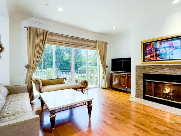 4848 Wilshire Blvd APT 103, Los Angeles, CA 90010