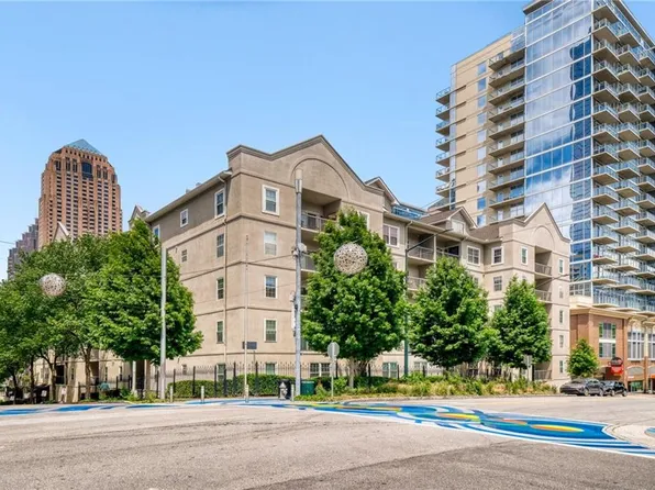 1075 Peachtree Walk NE Unit A301, Atlanta, GA 30309