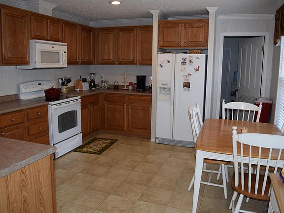 2nd image of 219 NE 67th St