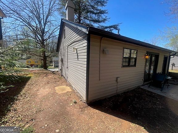 5th image of 846 Martin Rd