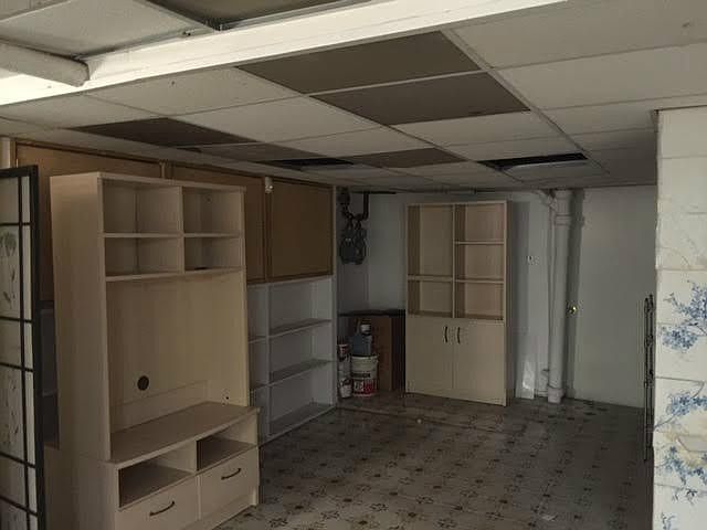 2nd image of 403 E 58th St