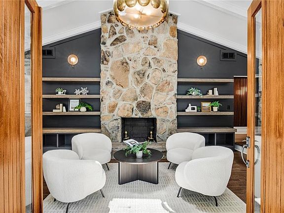 4th image of 144 Gant Quarters Ln