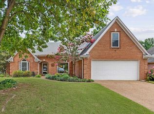 7228 Shady Oaks Dr, Memphis, TN 38133