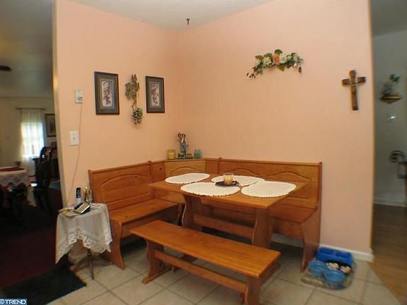 Breakfast Room