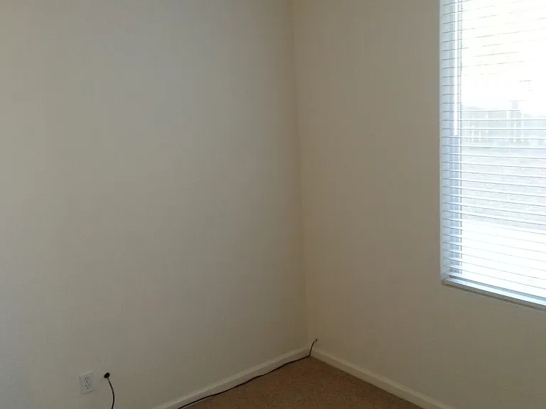 10087 Tuzza Ct — Photo 9