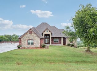 6531 S Ridgeview Rd, Owasso, OK 74055