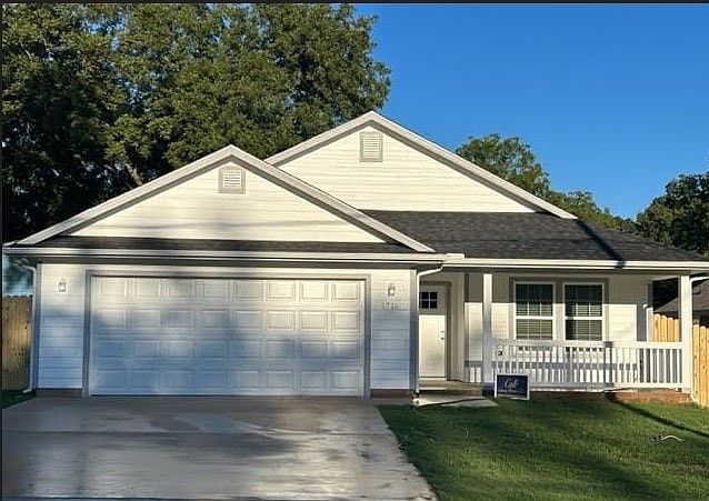 1st image of 1710 Woodlawn Blvd