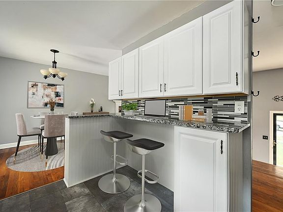4th image of 10210 Moody Park Dr