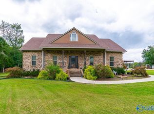 2809 Eva Rd, Falkville, AL 35622