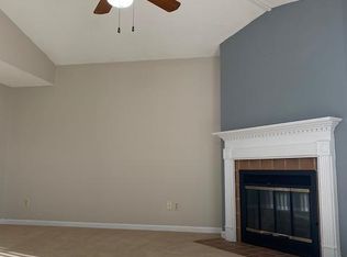 1511 E Swan Cir, Brentwood, MO