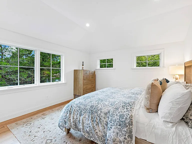 28 Dartmouth Rd — Photo 16