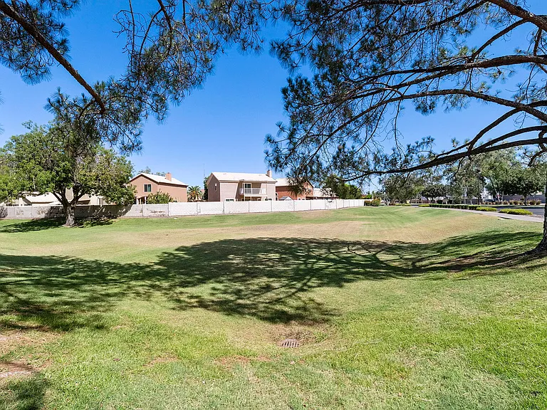 58 W Melody Dr — Photo 31