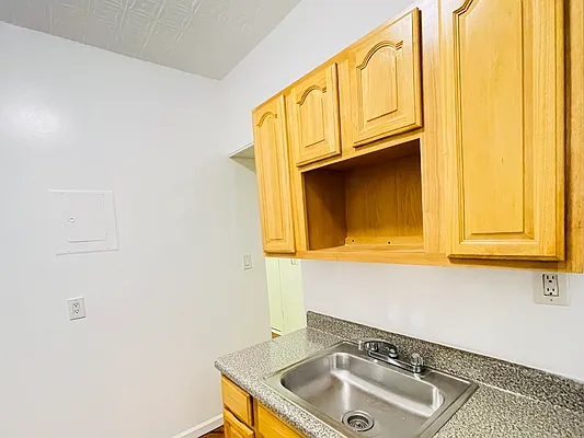 Rented by Corcoran | media 6