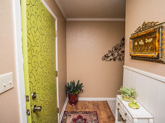 4th image of 1906 W Avenue F