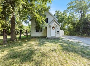 81 East St, Buffalo, NY 14207