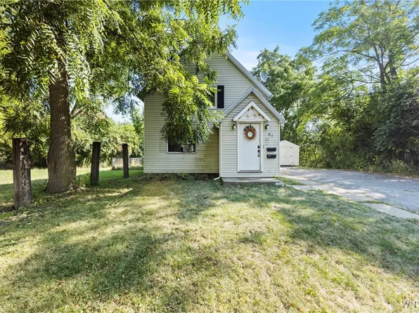 81 East St, Buffalo, NY 14207