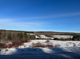 526 E Ridge Rd, Mars Hill, ME 04758