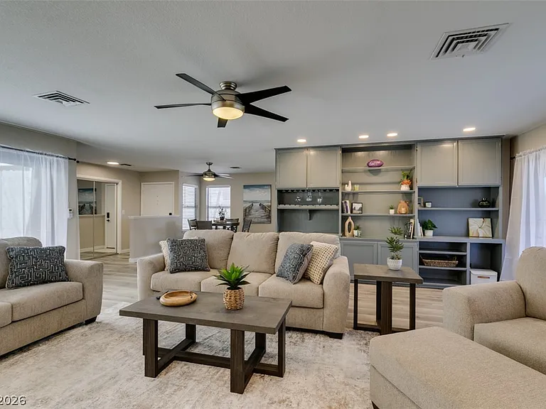 2587 Swan Ln — Photo 11