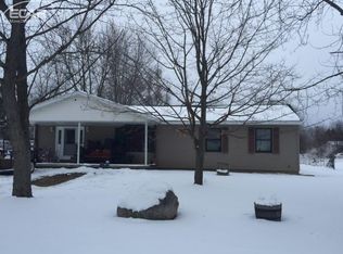 1377 Winfield Dr, Swartz Creek, MI 48473