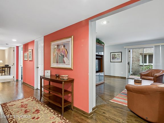 2nd image of 750 Ballantrae Dr APT A
