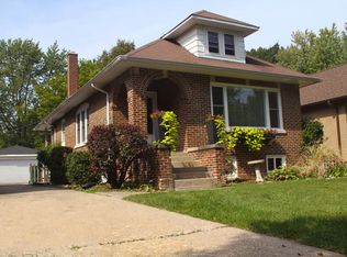 311 16th St, Wilmette, IL 60091