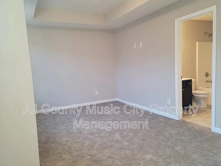 310 Negri Ct — Photo 20