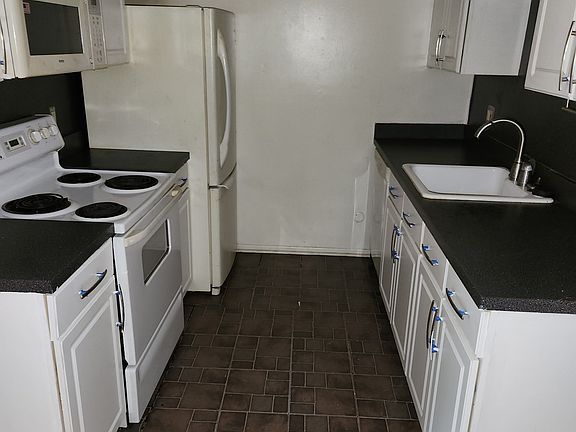 2nd image of 25301 Five Mile Rd APT 103