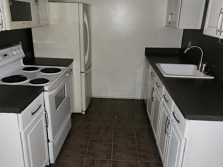 25301 Five Mile Rd #103 — Photo 2