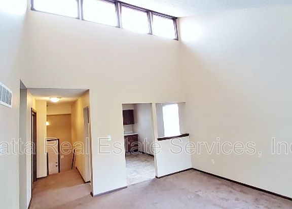 5th image of 17300 E 48th Ter S