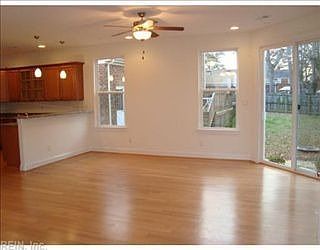 3rd image of 615 Lake Dr