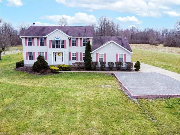 12555 W Akron Canfield Rd, North Jackson, OH 44451