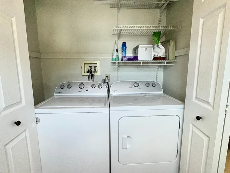 138 Cedar Ave — Photo 65