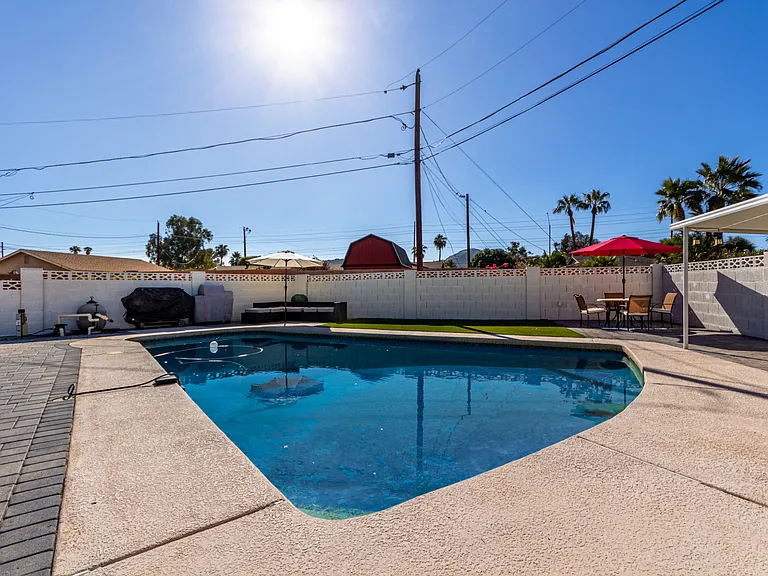 4220 E Becker Ln — Photo 32