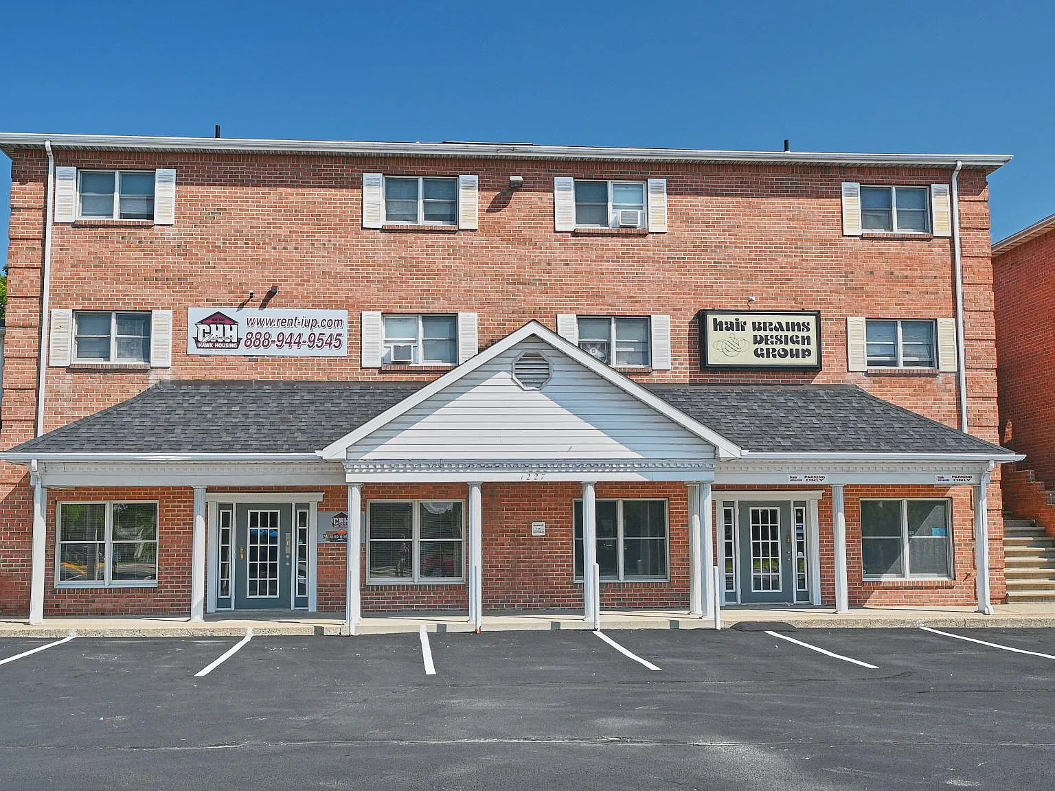 Crimson Hawk Student Housing — Photo 4