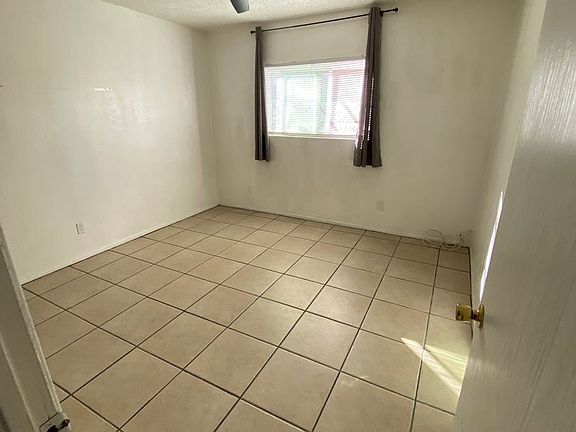 4th image of 2871 N Fontana Ave #2875
