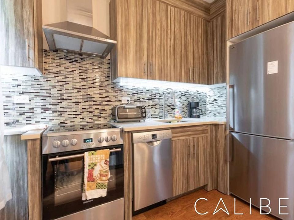 2nd image of 444 W 51st St #3C