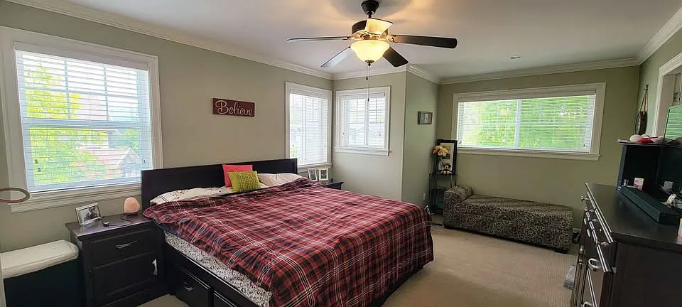 6 bed, 2250 sqft, $5,200 — Photo 4