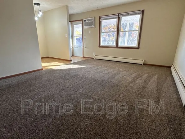 4900 Huntington Ave APT 4, Lincoln, NE 68504