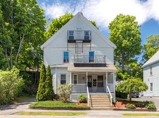 66 Vernon St FLOOR 3, Wakefield, MA 01880
