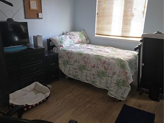 4th image of 16450 Heather Ln APT 101