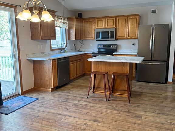 5th image of 1613 Park Dr SE