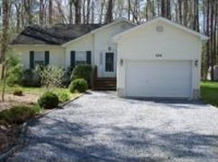 206 Windjammer Rd, Ocean Pines, MD 21811