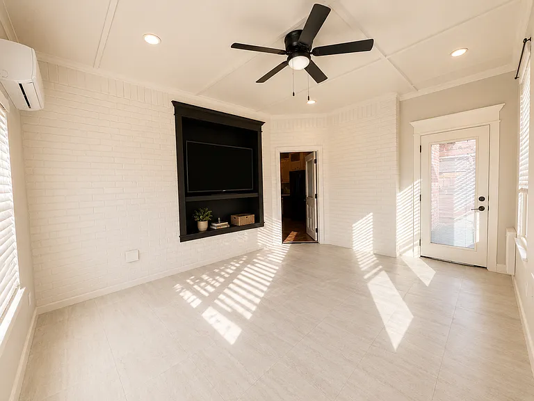 804 Brian Ct — Photo 20