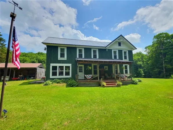 2360 Bear Swamp Rd, Moravia, NY 13118