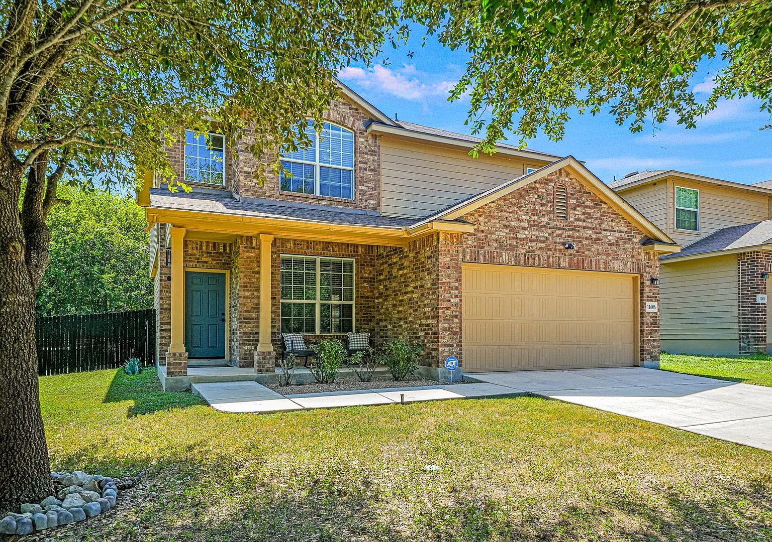 For Rent - Greenbelt Retreat | Spacious 3-Bedroom Home Near Lackland Afb — Photo 2